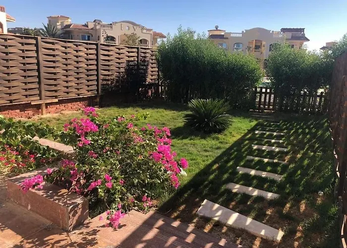 European Villas Elgouna Close By Hurghada